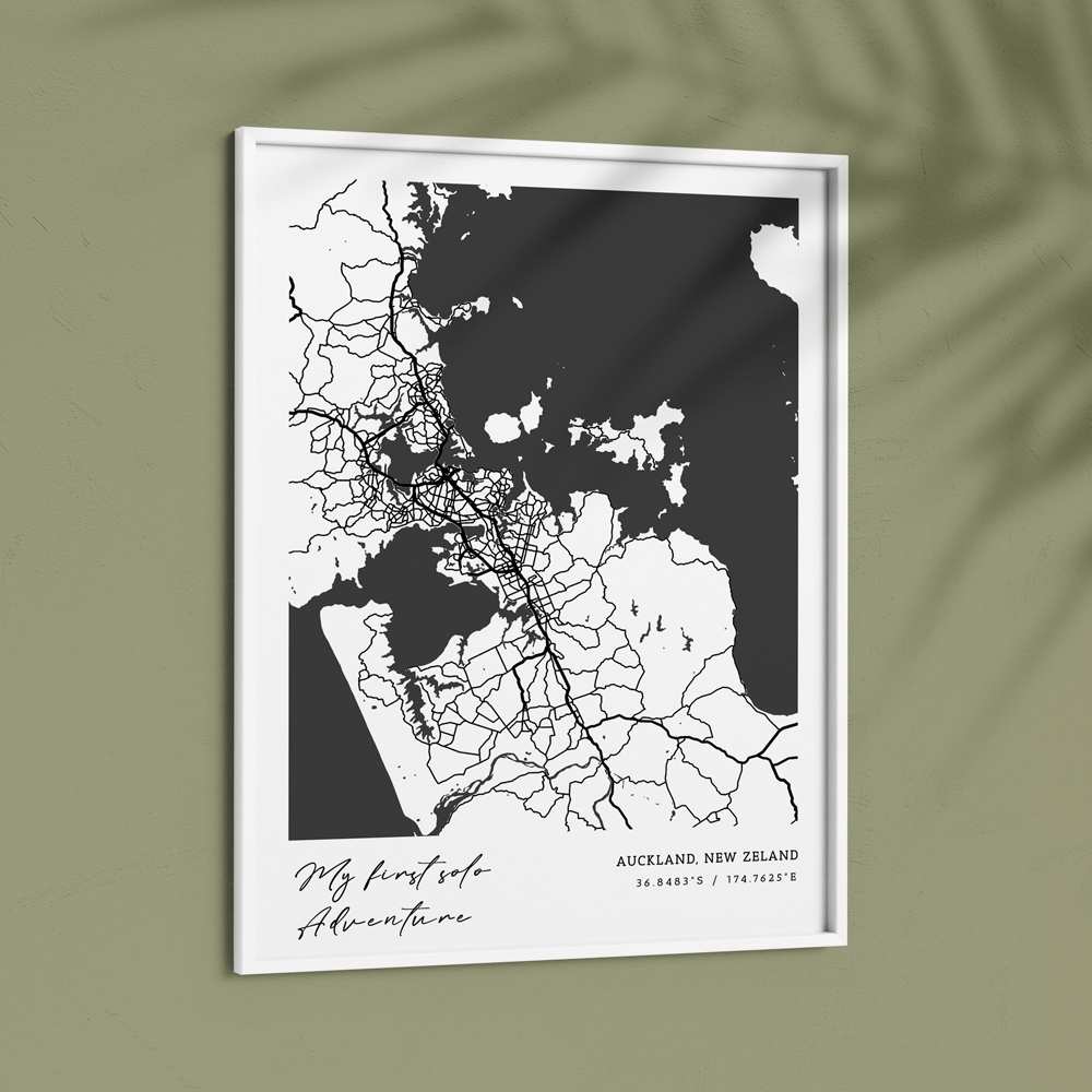 Map Art - White - Modern #1 Wall Journals  